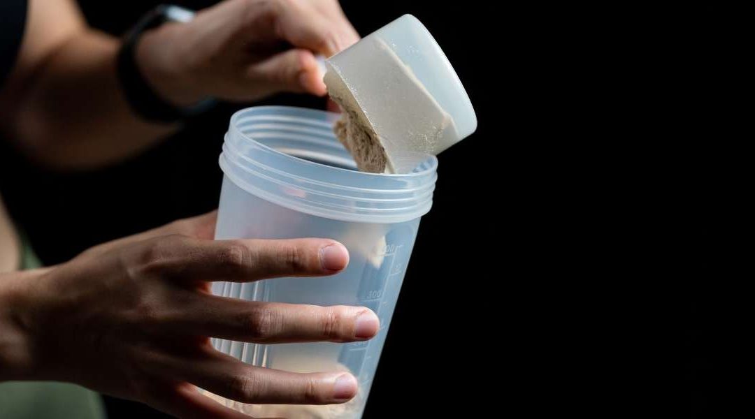 Créatine monohydrate : est-elle adaptée aux débutants ?